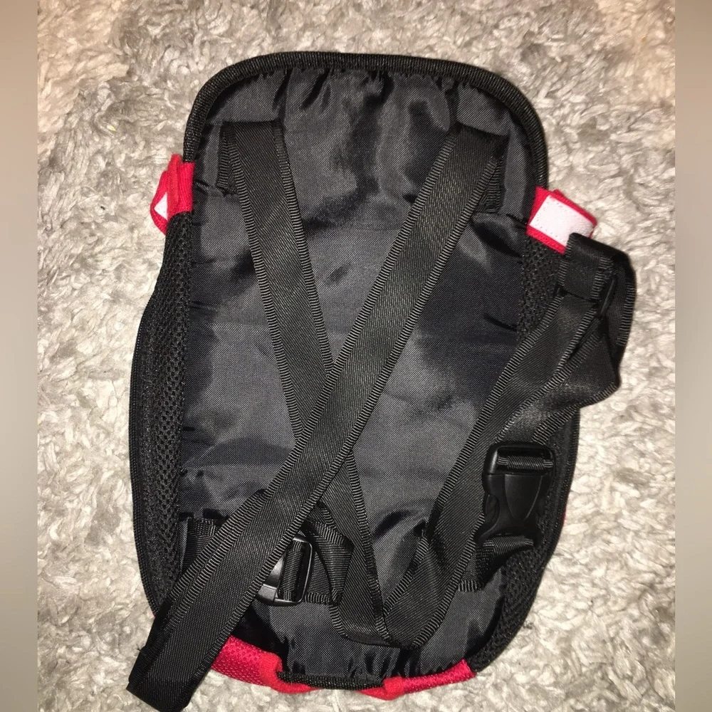 NWOT Pet Shoulder Front/Backpack Dog Carrier (Red)